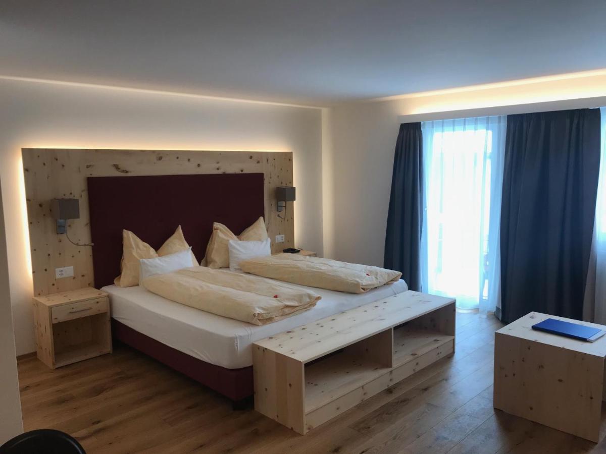 Hotel Conrad Scuol Exterior photo
