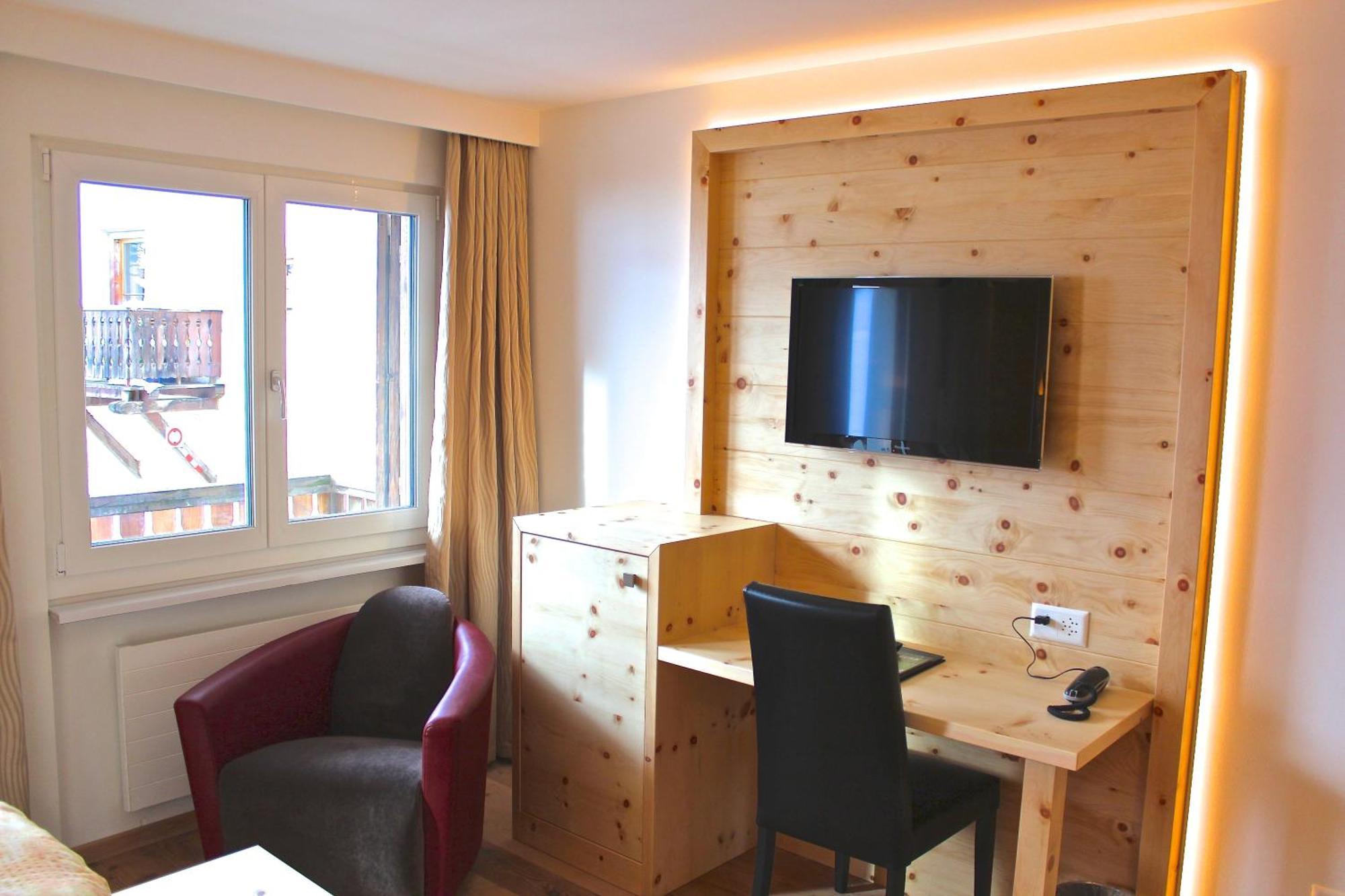 Hotel Conrad Scuol Exterior photo